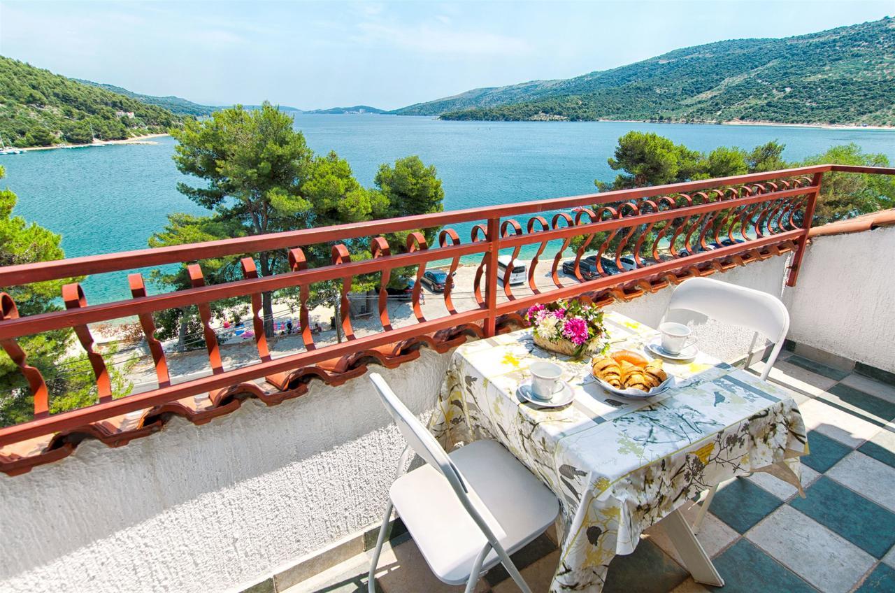 Apartments Martina Marina Luaran gambar