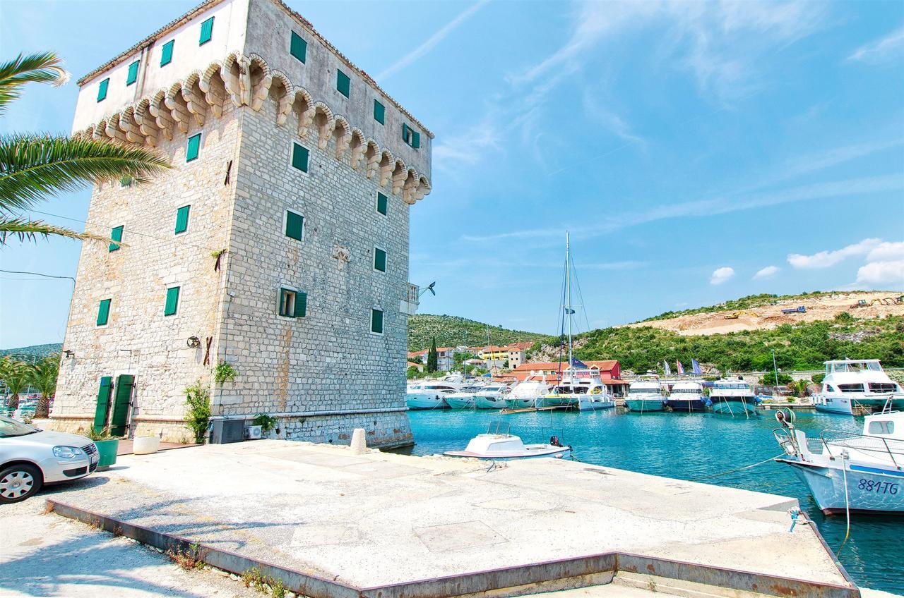 Apartments Martina Marina Luaran gambar